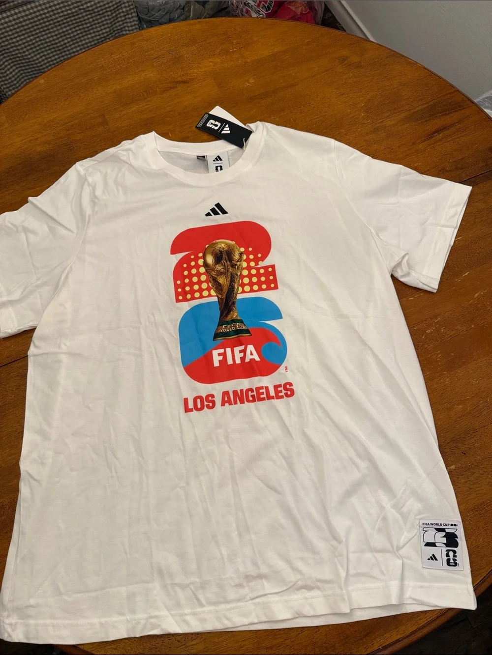 adidas White FIFA Los Angeles Graphic Short Sleeve Tee xxl